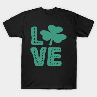 Shamrock Love Irish St Patrick's Day T-Shirt